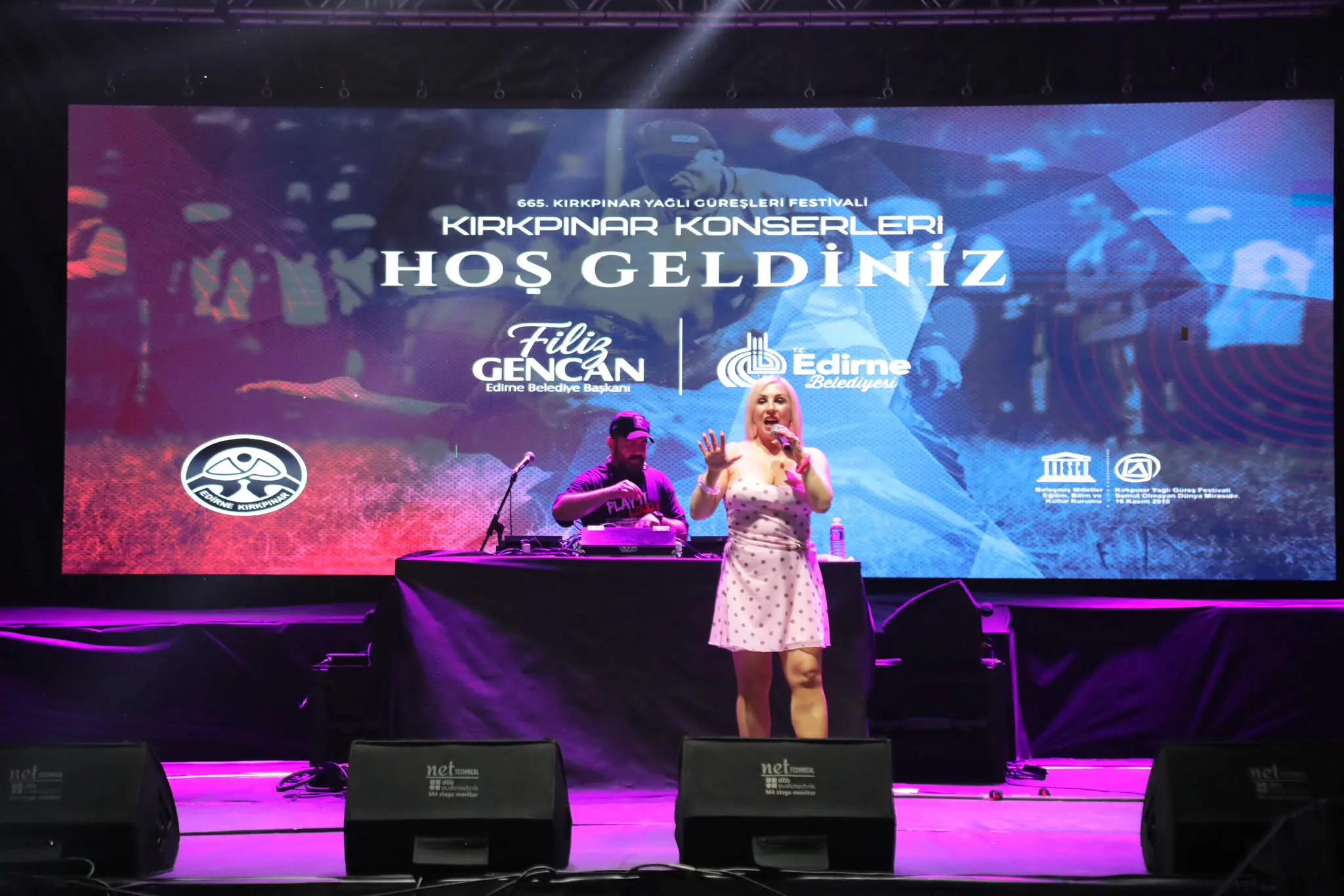 KIRKPINAR’DA 90’LAR RÜZGARI  galeri görseli